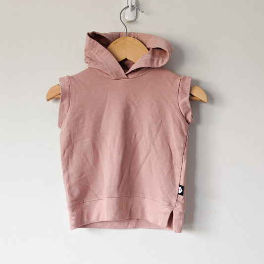 Tiny Button Apparel Short Sleeved Hoodie • 6-12 months