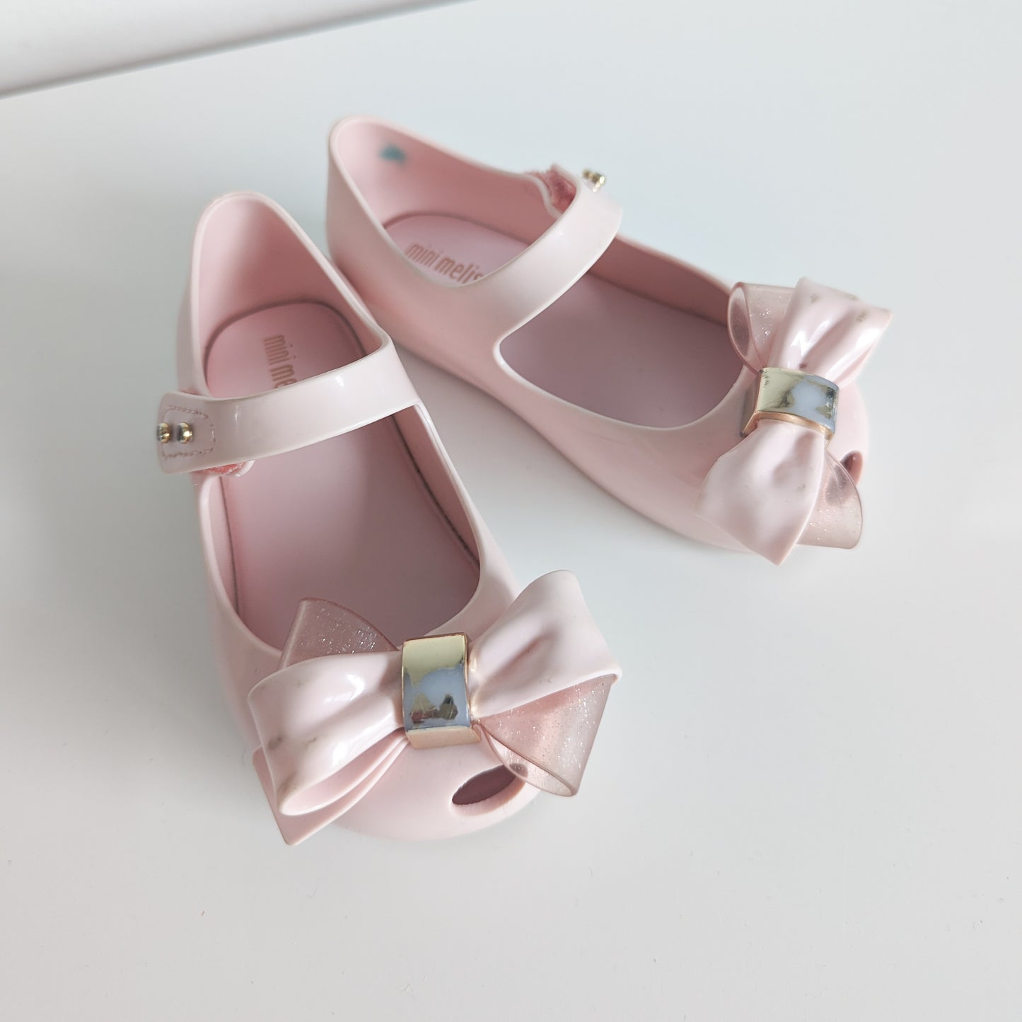 Mini Melissa Bow Shoes • Size 8